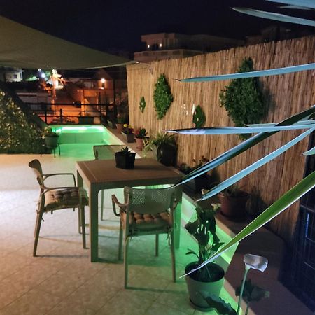 Gledis Apartment Tirana - Panoramic City Terrace Eksteriør bilde