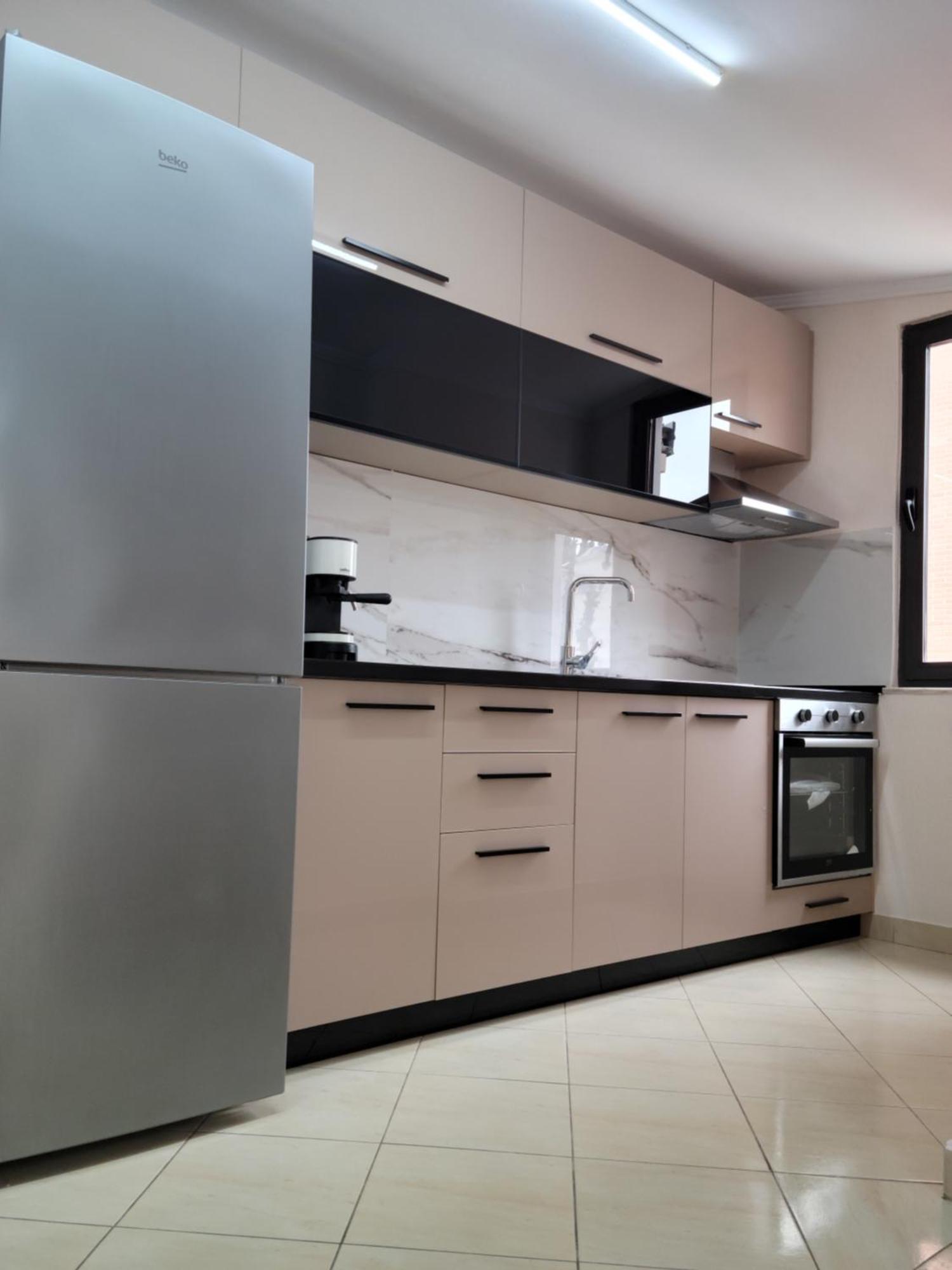 Gledis Apartment Tirana - Panoramic City Terrace Eksteriør bilde